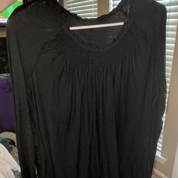 Top - Picture 2 of 2